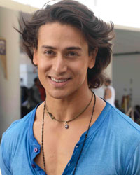 Tiger Shroff at Zindagi Aa Raha Hu Main Shoot