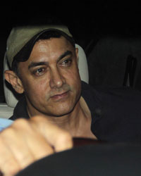 Aamir Snapped at Olive, Bandra