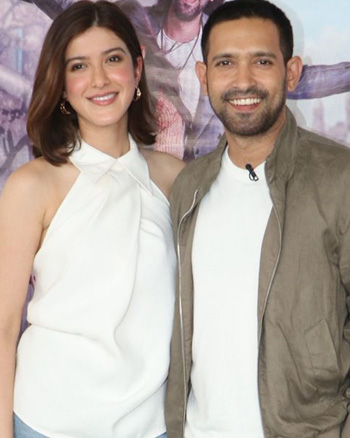 Shanaya Kapoor and Vikrant Massey