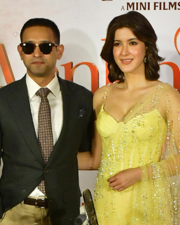 Vikrant Massey And Shanaya Kapoor