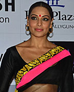 Bipasha Basu and Nawazzudin Siddiqui promote 'AATMA' in Kolkata