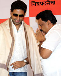 Aditya Thackeray and Abhishek Bachchan