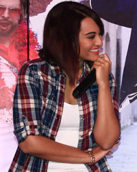 Sonakshi Sinha, Ajay Devgn and Himesh Reshamiya