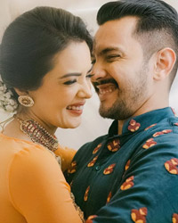 Shweta Agarwal and Aditya Narayan during Tilak ceremony