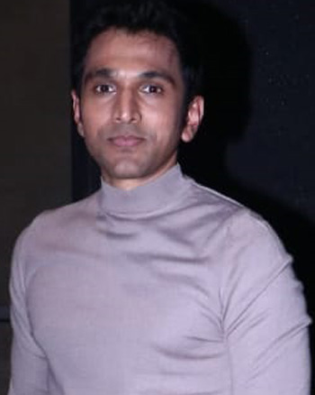 PRatik Gandhi