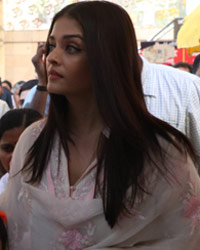 Abhishek , Aaradhya Bachchan and Aishwarya Rai Bachchan