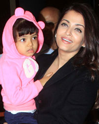 Aradhya and Aishwarya Rai Bachchan