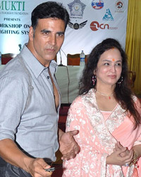 Akshay Kumar and Smita Thackeray