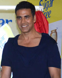 Akshay Kumar launches Donate your Calories campaign