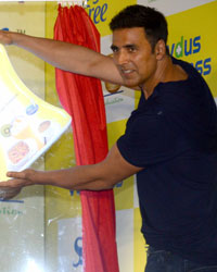 Akshay Kumar launches Donate your Calories campaign