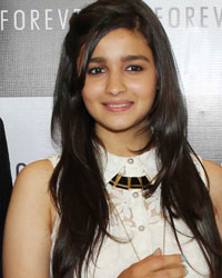 Alia Bhatt Launch Forever 21 Store