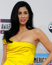 Comedienne Sarah Silverman arrives at the 41st American Music Awards in Los Angeles, California