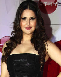 Zarine Khan