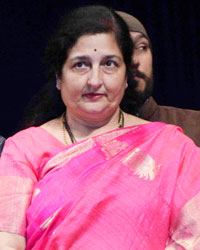 Sachin Pilgaonkar and Anuradha Paudwal