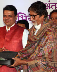 Uddhav Thackeray, Maharashtra Chief Minister Devendra Fadnavis and Amitabh Bachchan