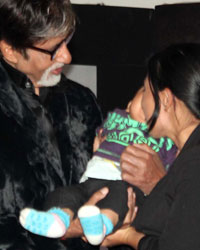 Amitabh Bachchan Unveils Mary Kom Autobiography