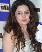 Amrita Arora Spotted at Nazakat Store