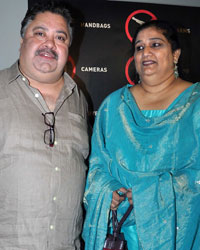 Manoj Pahwa with his wife Seema Pahwa