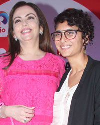 KAran Johar, Anupama Chopra, Neeta Ambani and Kiran Rao