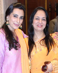 Mana Shetty and Smita Thackerey