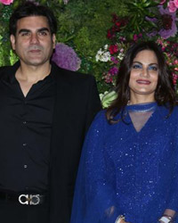 Sohail Khan, Salma Khan, Arbaaz Khan, Alvira Khan and Atul Agnihotri