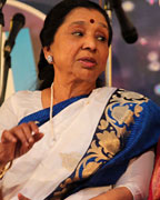 Asha Bhosle and Lata Mangeshkar