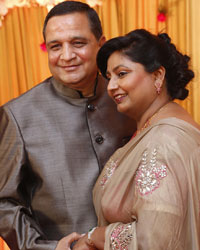 Manohar Bothra with wife Sandhya Bothra