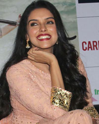 Asin and Abhishek Promote All Is Well