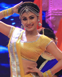 Mouni Roy