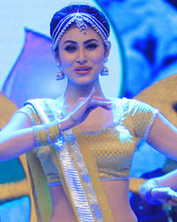 Mouni Roy