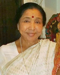 Bappi Lahiri, Asha Bhosle and Chitrani LAhiri