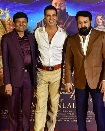 Jayantilal Gada, Akshay Kumar and Mohanlal