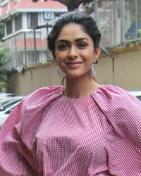 Mrunal Thakur