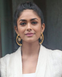 Mrunal Thakur