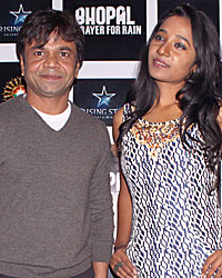 Rajpal Yadav and Tanishta Chatterjee