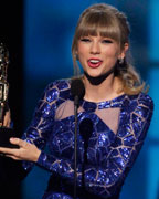 Singer Taylor Swift accepts the award for 'Top Billboard 200 Album' during the Billboard Music Awards at the MGM Grand Garden Arena in Las Vegas, Nevada