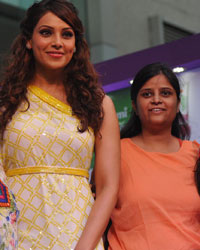 Bipasha Basu during at BoroPlus Anti-Pollution Daily Face Wash 'Miss Fresh Face' contest and Emami Vasocare Herbal Lip Balm 'Miss Beautiful Smile' contest