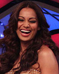 Bipasha Basu on the sets of Dance India Dance Little Masters