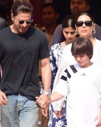 Shah Rukh Khan with family