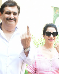 Bollywood Celebrities Cast Their Vote