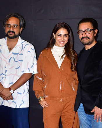 R.S. Prasanna, Genelia Deshmukh and Aamir Khan