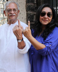 Gulzar with his daughter Meghna