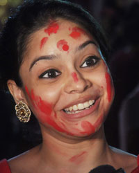 Sumona Chakravarti