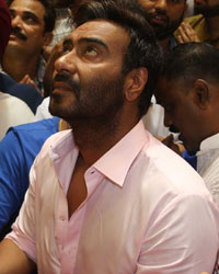 Milan Luthria and Ajay Devgn