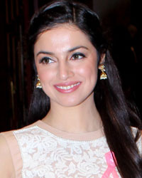 Divya Khosla Kumar and Shaina NC