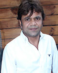 Rajpal Yadav at the unveiling of 1st Bright Awards 2012 Trophy