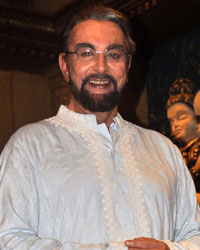 Kabir Bedi