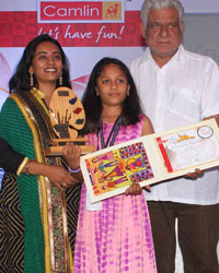 Om Puri at Camlin Art Contest Grand Finale