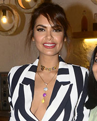 Esha Gupta and Mrinalini Chandra