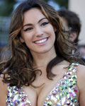 Kelly Brook arrives on the red carpet ahead of the screening of the film 'Killing Them Softly', in competition at the 65th Cannes Film Festival